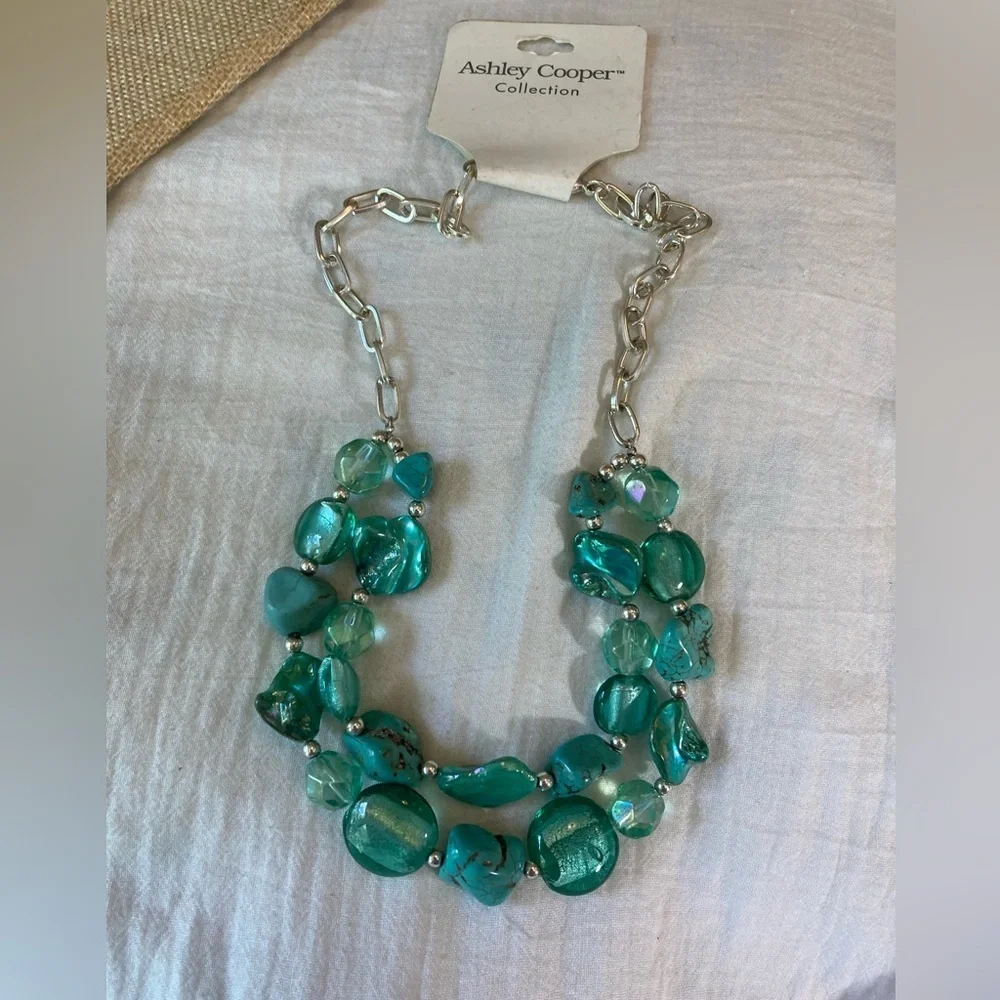 Ashley Cooper Layered‎ Necklace - Picture 6 of 6